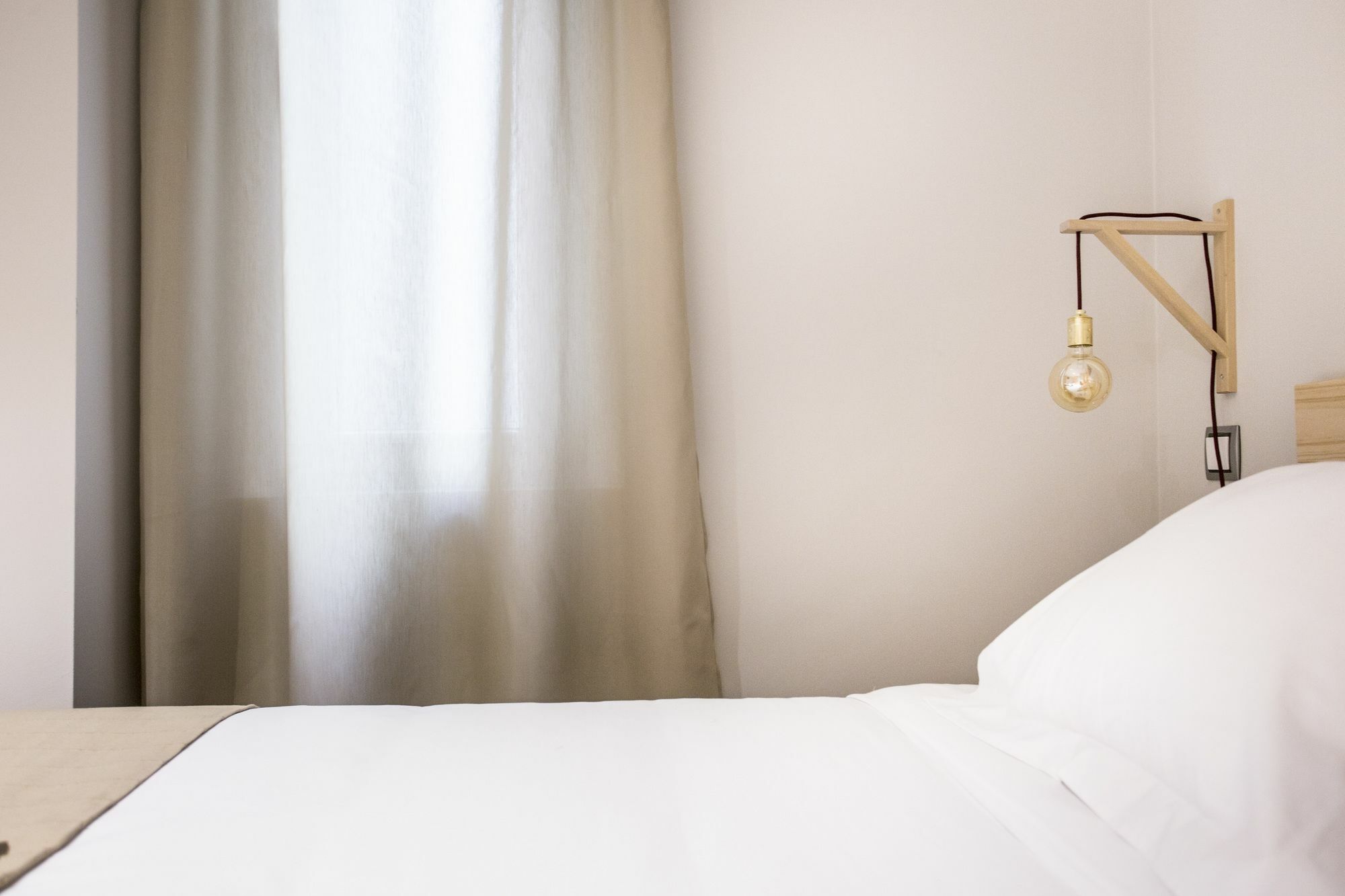 Hola Rooms Madrid Ngoại thất bức ảnh